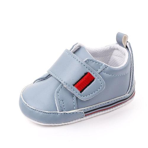 Bébé 6 mois online taille chaussure